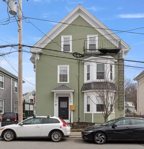 Exterior - 37 Chase St, Beverly, MA 01915 photo 2 of 8