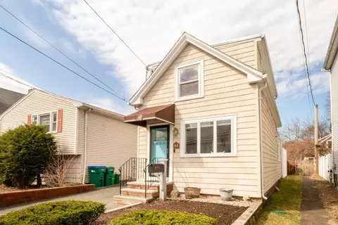 44 Paris St, Medford, MA 02155
