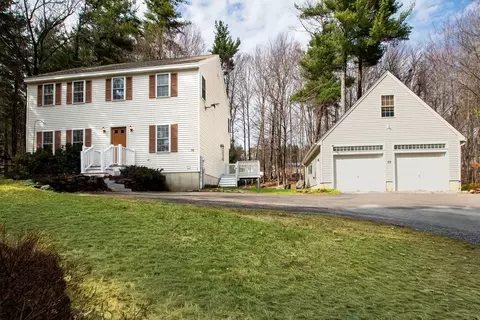 58 Castle Rd, Fitchburg, MA 01420