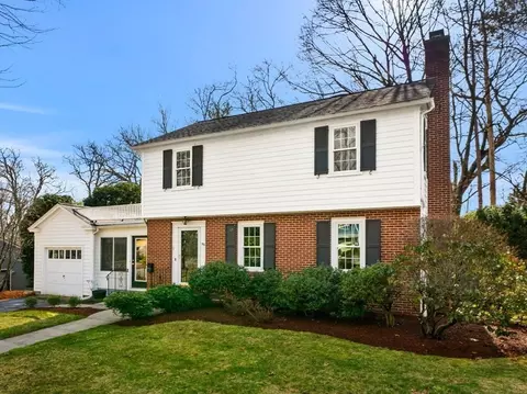 79 Cheever Cir, Andover, MA 01810