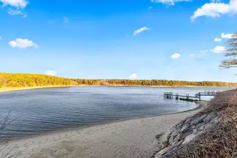 242 Edgewater Dr E, Falmouth, MA 02536