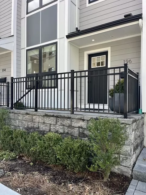 196 Gardner St #196, Boston, MA 02132