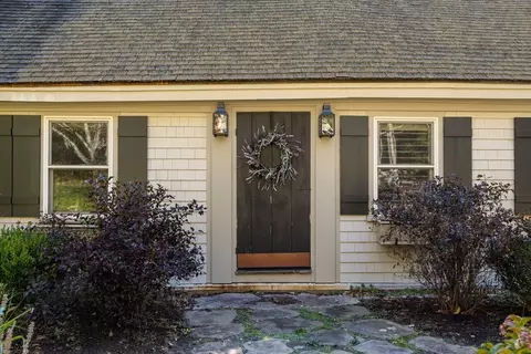 552 Forest St, Marshfield, MA 02050 photo 4