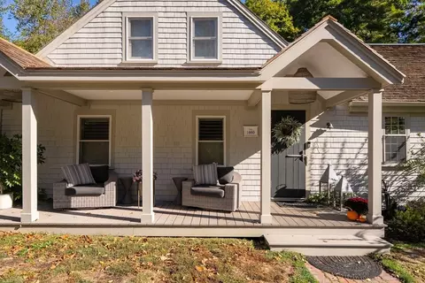 552 Forest St, Marshfield, MA 02050 photo 3