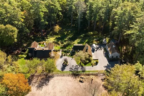 552 Forest St, Marshfield, MA 02050