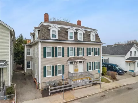 201-203 Fourth St, Fall River, MA 02721 photo 3