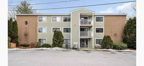 3 Bridgeview Cir #53, Tyngsborough, MA 01879