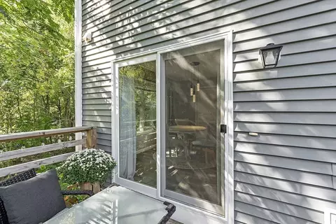 22 Apthorp St, Worcester, MA 01606 photo 29