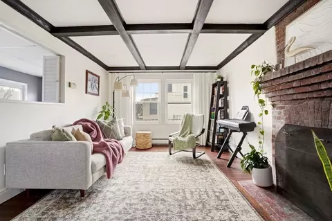 33 Bateman Ave, Revere, MA 02151