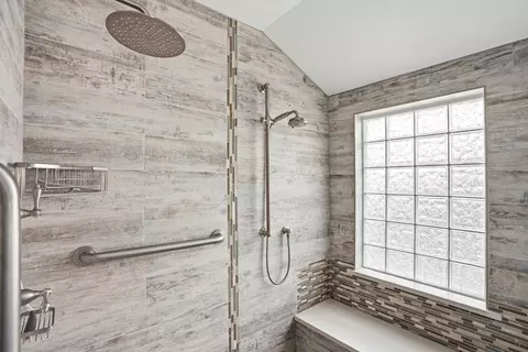 Bath - 62 C St, Hull, MA 02045 photo 6 of 6