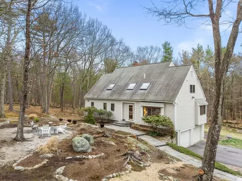 343 Sargent Rd, Boxborough, MA 01719