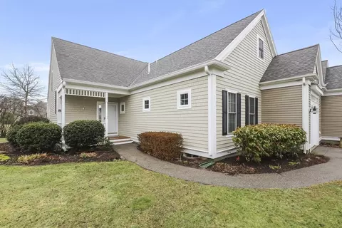 2 Amberwood Ct #2, Bourne, MA 02532
