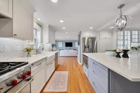 166 Hillcrest Rd, Needham, MA 02492 photo 14