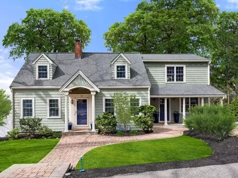 166 Hillcrest Rd, Needham, MA 02492
