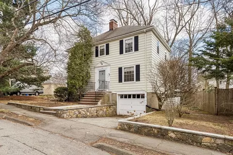 160 Cedar Ave, Arlington, MA 02476