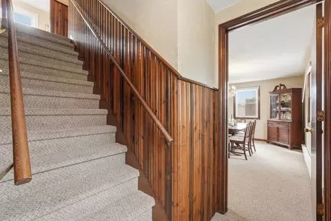 Entry Way - 53 Florence Rd, Easthampton, MA 01027 photo 2 of 2
