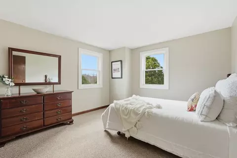 Bedroom - 53 Florence Rd, Easthampton, MA 01027 photo 3 of 6