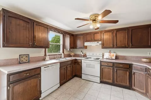 Kitchen - 53 Florence Rd, Easthampton, MA 01027 photo 3 of 5