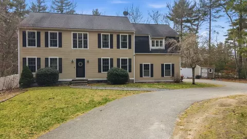 159 High St, Carver, MA 02330