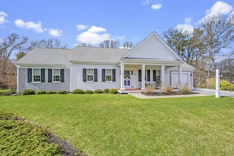 47 Anchorage Ct, Harwich, MA 02646