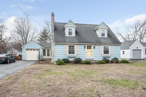 28 Stedman St, Chelmsford, MA 01824
