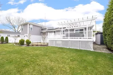 Exterior - 8 Arnold St, Needham, MA 02494 photo 4 of 6