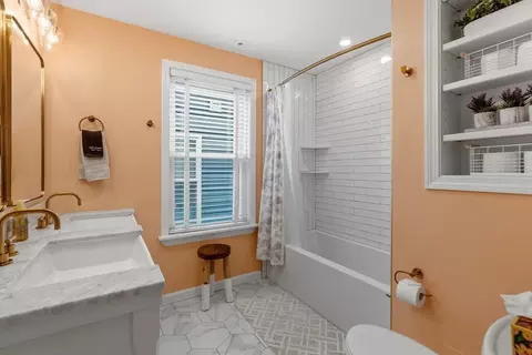 760-762 E 5th St #2, Boston, MA 02127 photo 15