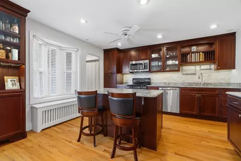 760-762 E 5th St #2, Boston, MA 02127 photo 10