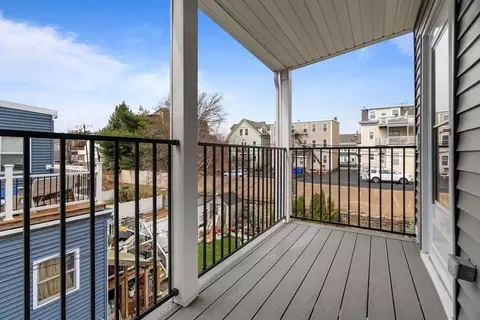 760-762 E 5th St #2, Boston, MA 02127 photo 12