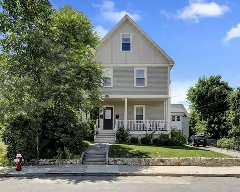 349 Linwood Ave #1, Newton, MA 02460