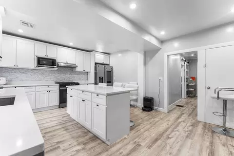 74 Leonard St, Dorchester, MA 02122