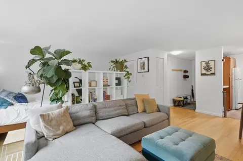 205 Kent St #35, Brookline, MA 02445