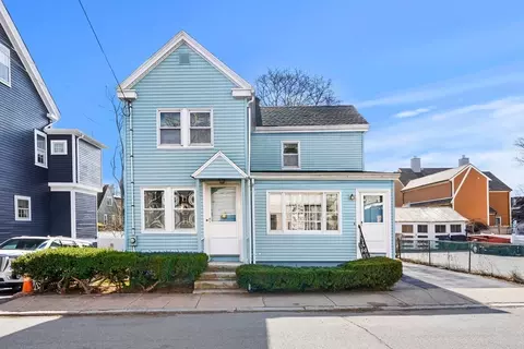 7 Oliver St, Salem, MA 01970