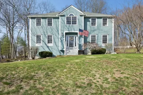 1 Heidi Ln, Grafton, MA 01519