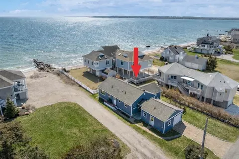 8 W Silver Shell Ave, Mattapoisett, MA 02739