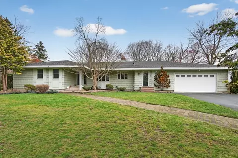 17 Karlton Cir, Andover, MA 01810