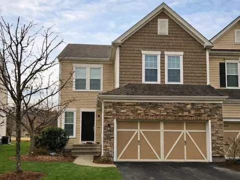 8 Crispwater Way #8, Hopkinton, MA 01748