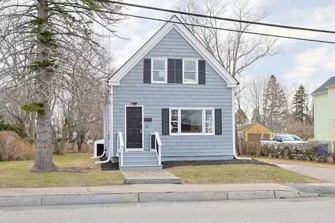 411 Danforth St, Taunton, MA 02780
