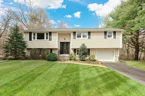 26 Beaver Brk, Sharon, MA 02067
