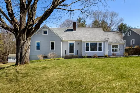 14 Wyndhurst Dr, Holden, MA 01520