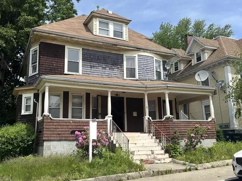 31 Rosedale St, Boston, MA 02124
