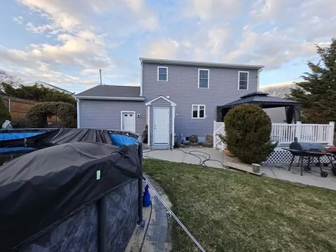 Exterior - 229 Concord St, Fall River, MA 02723 photo 5 of 14