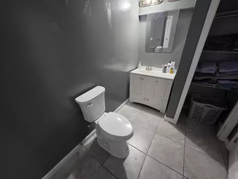 Bath - 229 Concord St, Fall River, MA 02723 photo 4 of 4