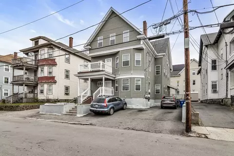 25 Kendall St, Lawrence, MA 01841