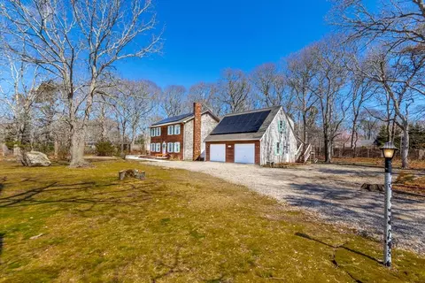 25 Oakwood Rd, Eastham, MA 02642