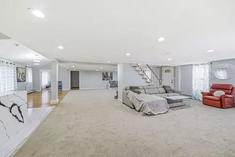 222 E Main St, Georgetown, MA 01833 photo 9
