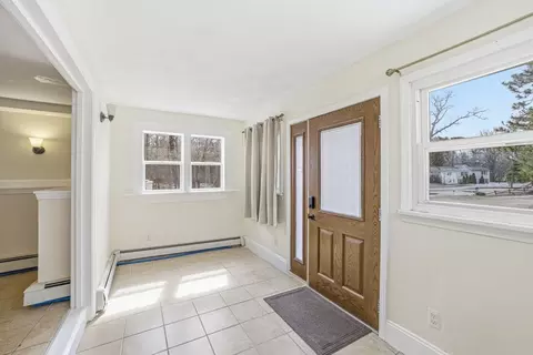 222 E Main St, Georgetown, MA 01833 photo 27