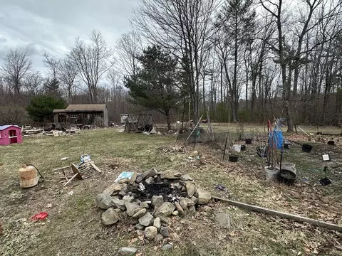 Exterior - 488 Jackson Rd, Hardwick, MA 01037 photo 8 of 10