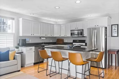 194 E St #1, Boston, MA 02127