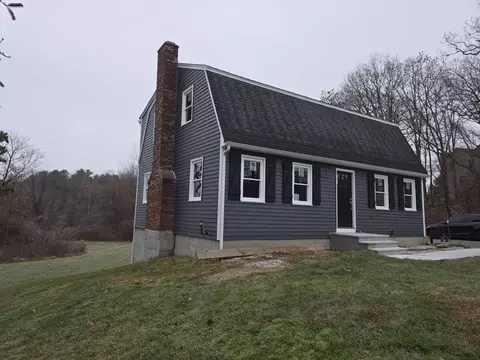128 Providence Rd, Grafton, MA 01519